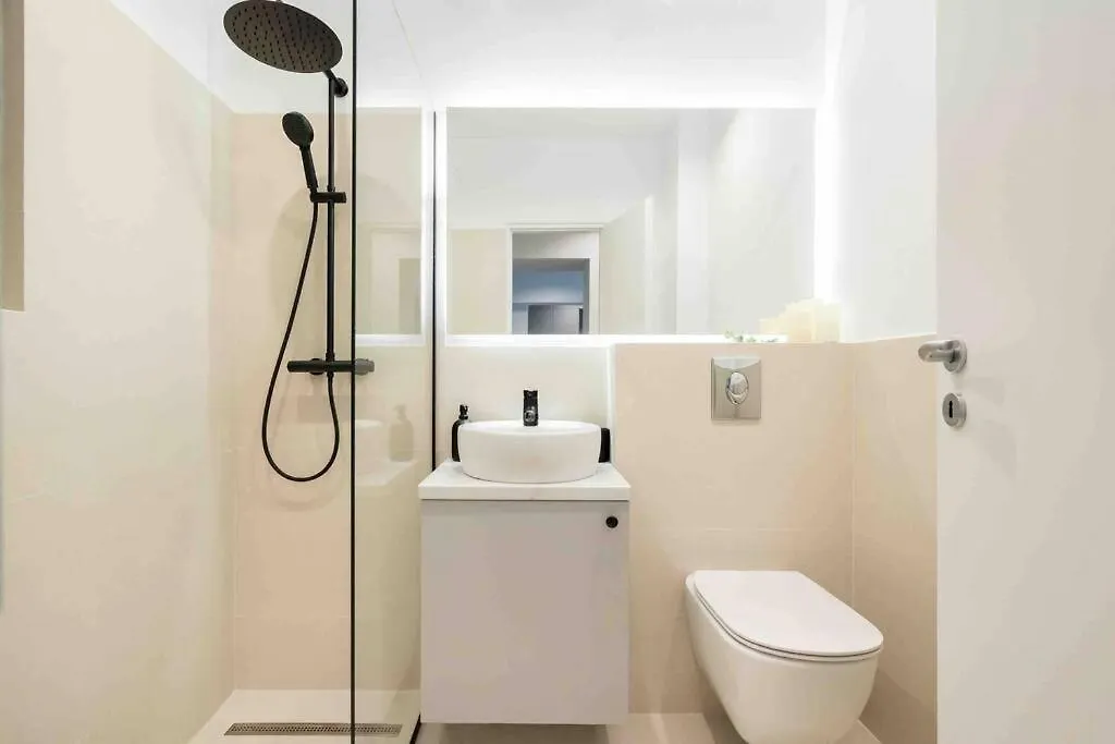 Sunny 2Br Flat - Top Location - 3 Balconies Bucharest
